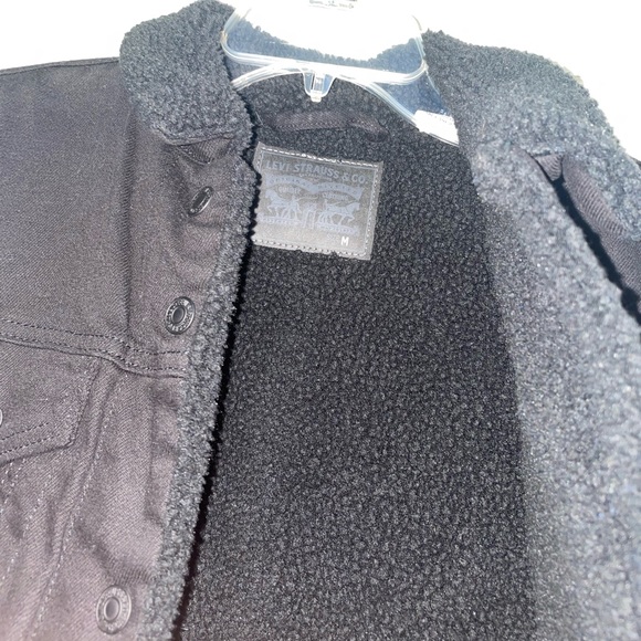 Levi Jean Jacket - Picture 3 of 4